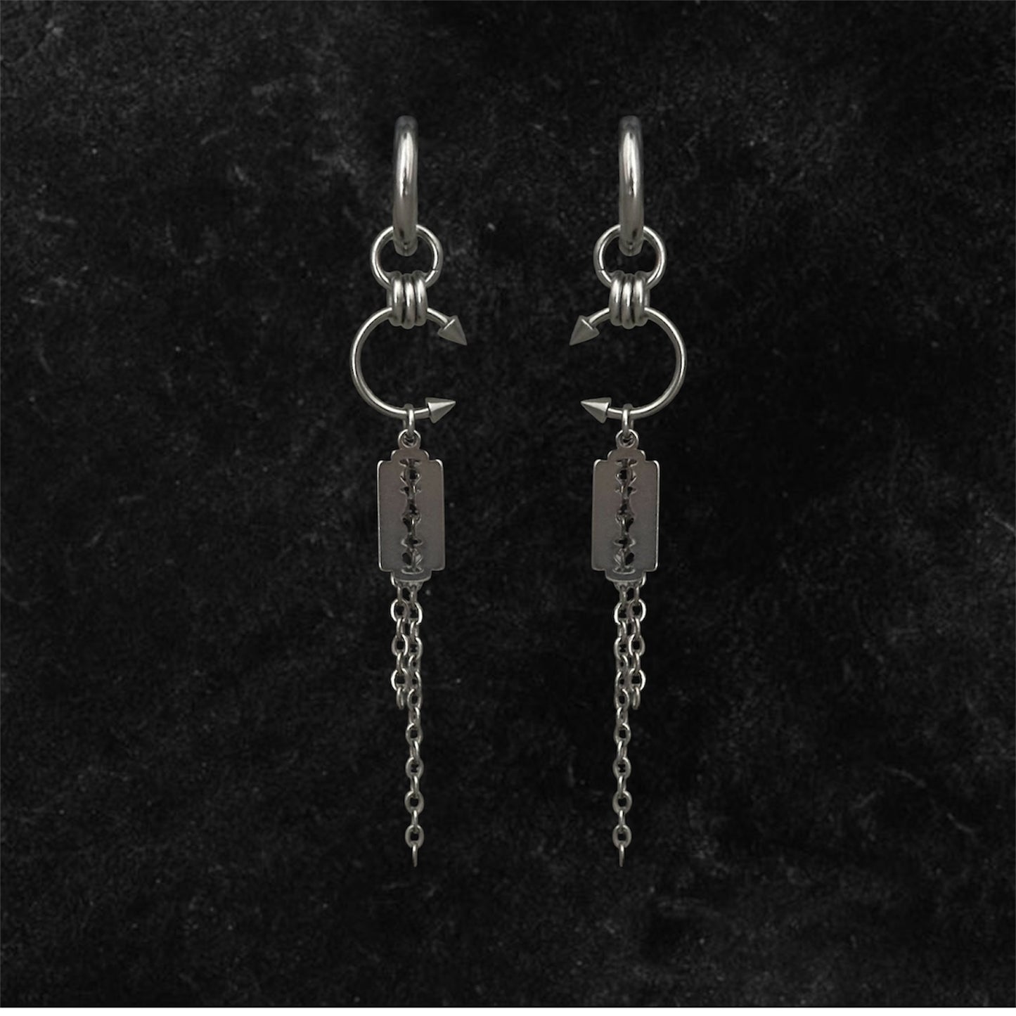 FATAL・Boucles d'oreilles